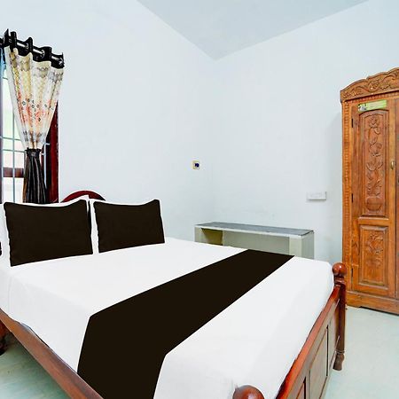 Hotel O Sri Srinivasa Residency カンニヤークマリ エクステリア 写真