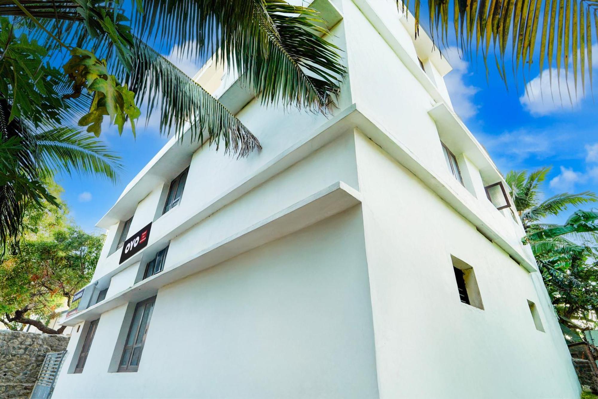 Hotel O Sri Srinivasa Residency カンニヤークマリ エクステリア 写真